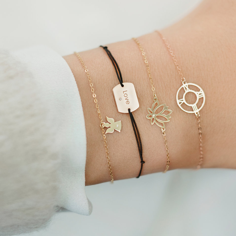 Náramek s diamantem Lotus