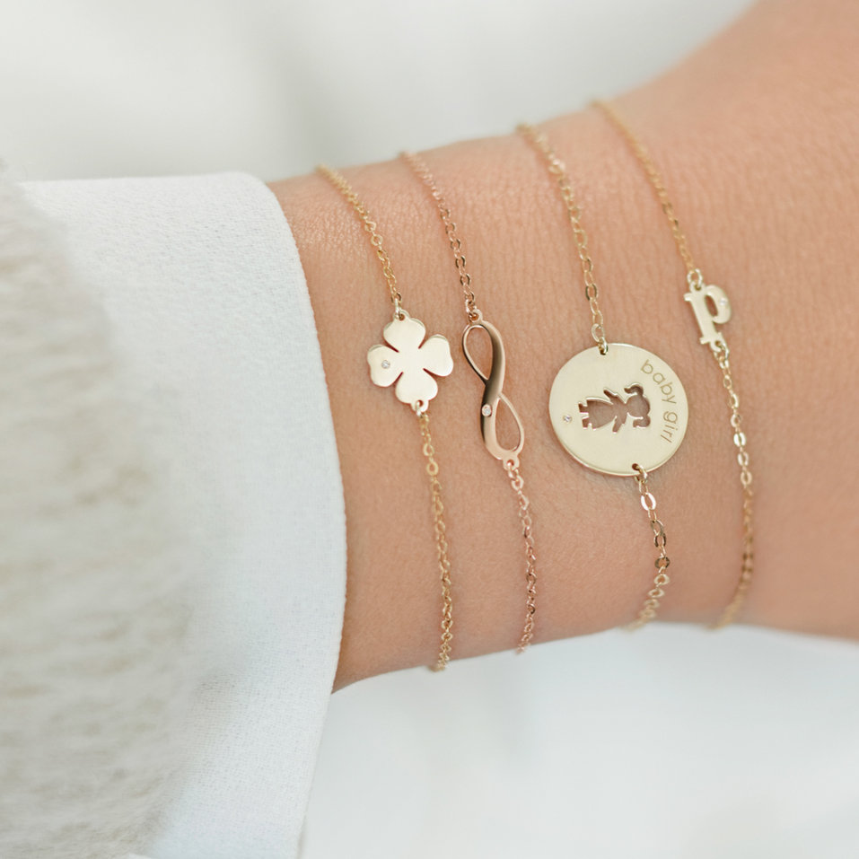 Náramek s diamantem Classic Little W