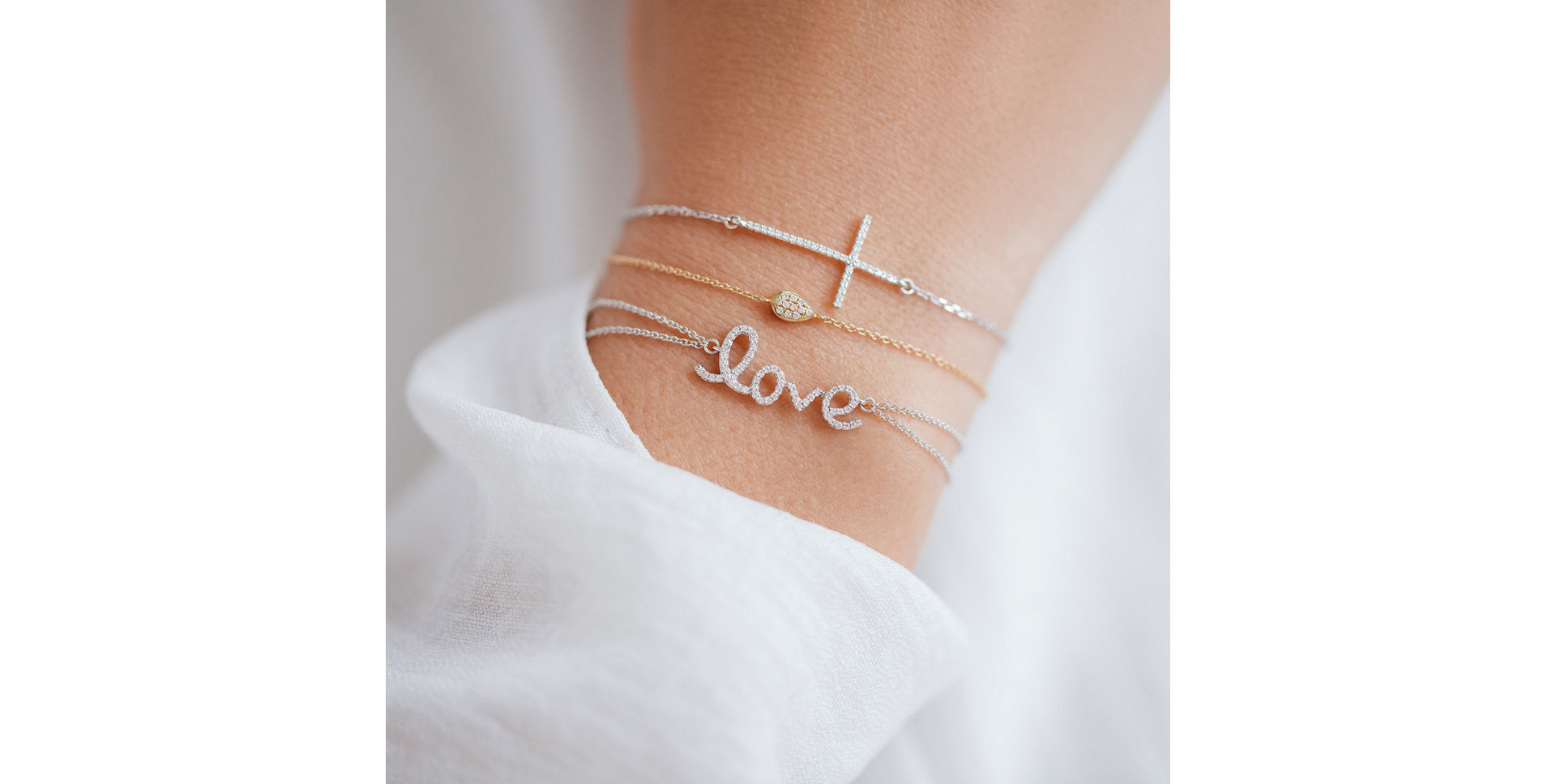 Náramek s diamanty Glittering Love