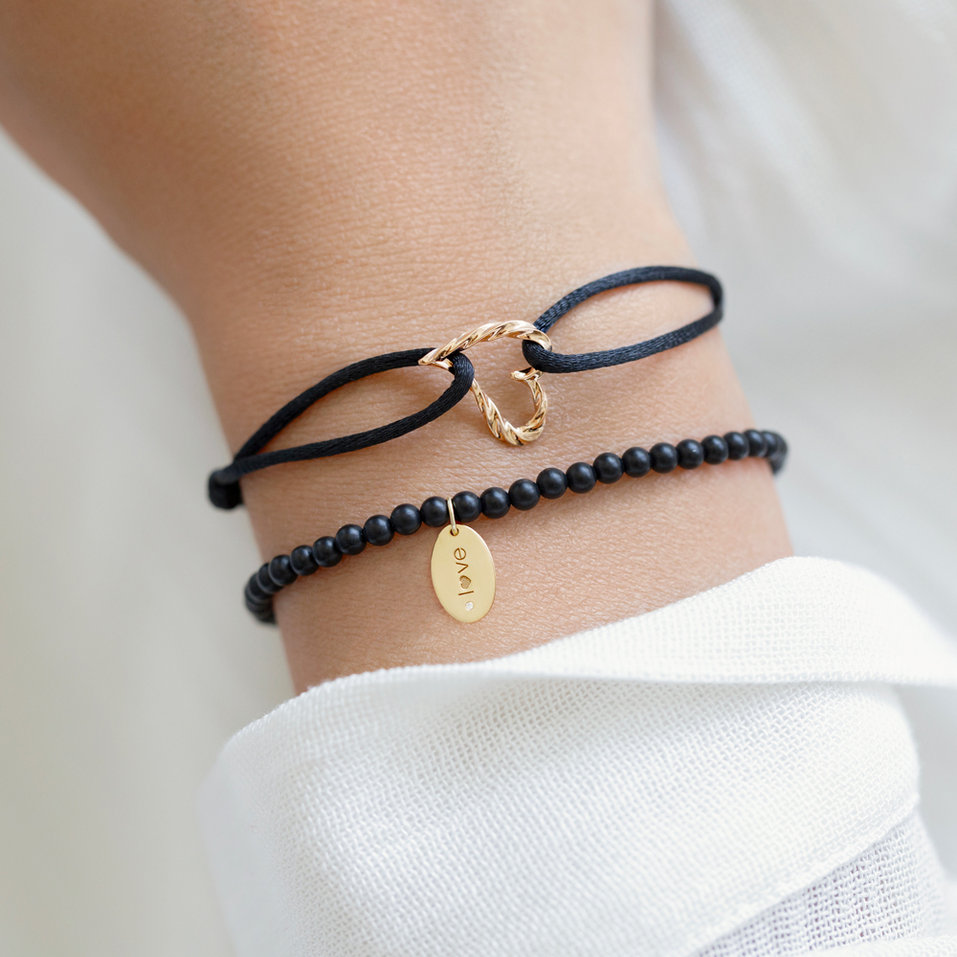 Náramek se šňůrkou Vášeň