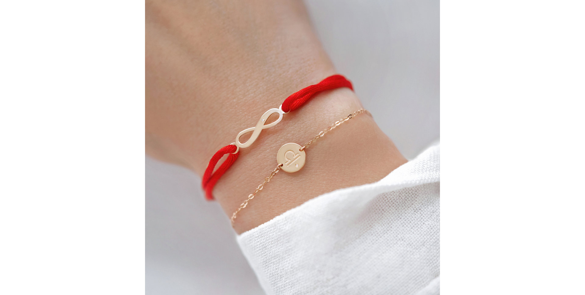 Náramek s diamantem a šňůrkou Infinity