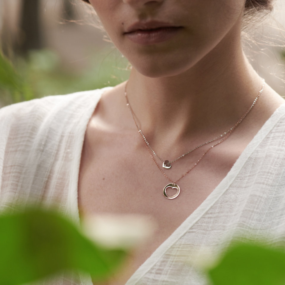 Náhrdelník s diamantem Love Symbol