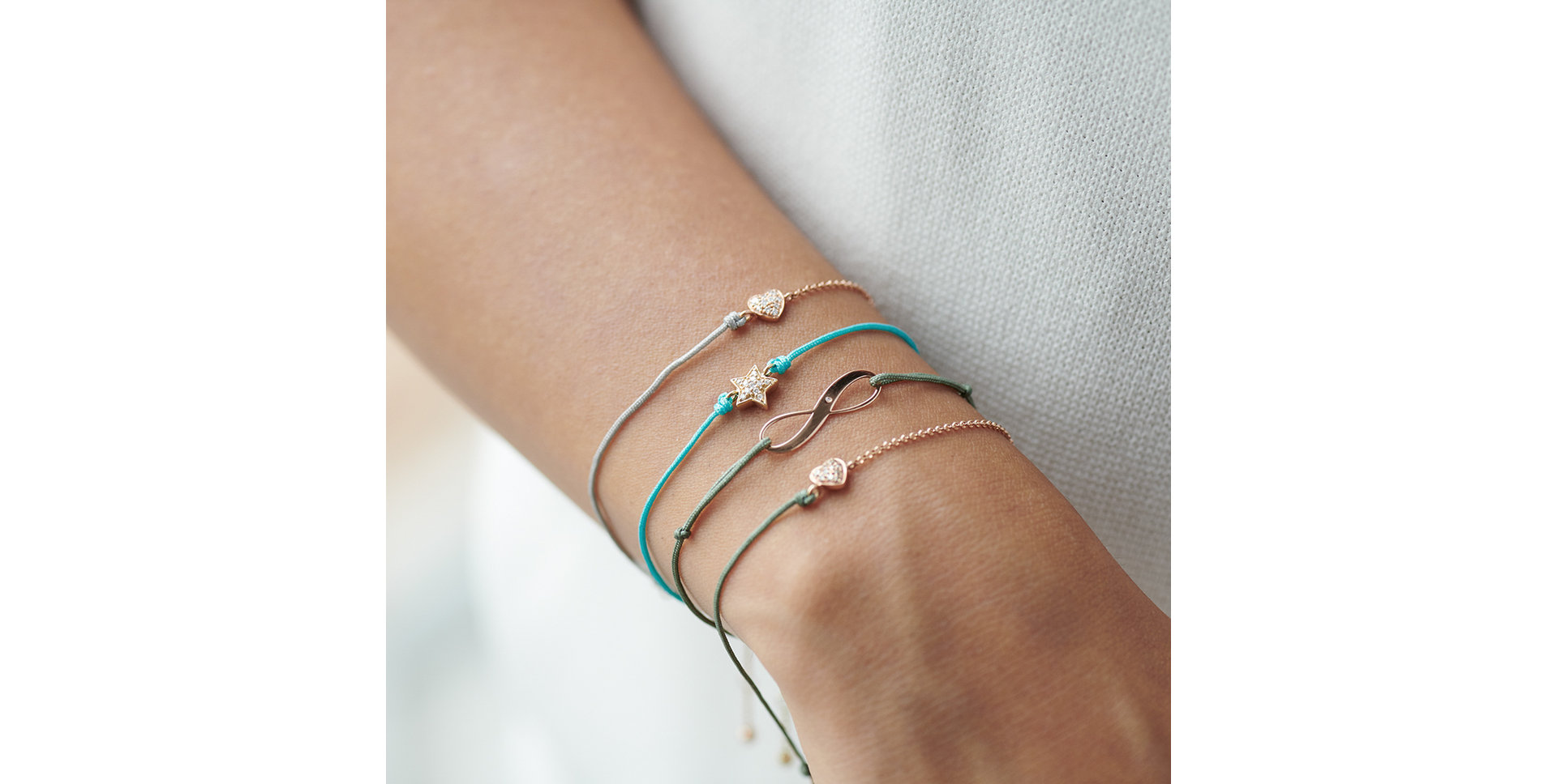 Diamantový náramek se šňůrkou Star Message