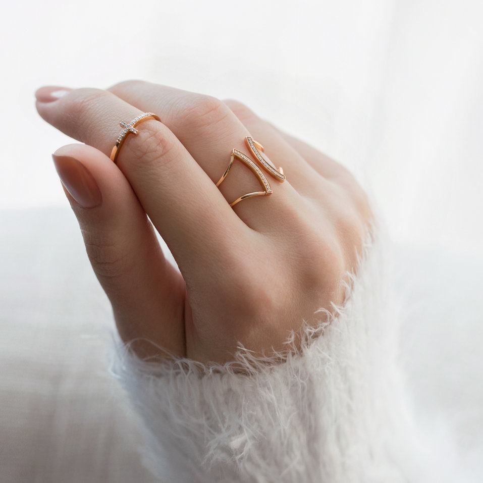 Prsten s diamanty Cross