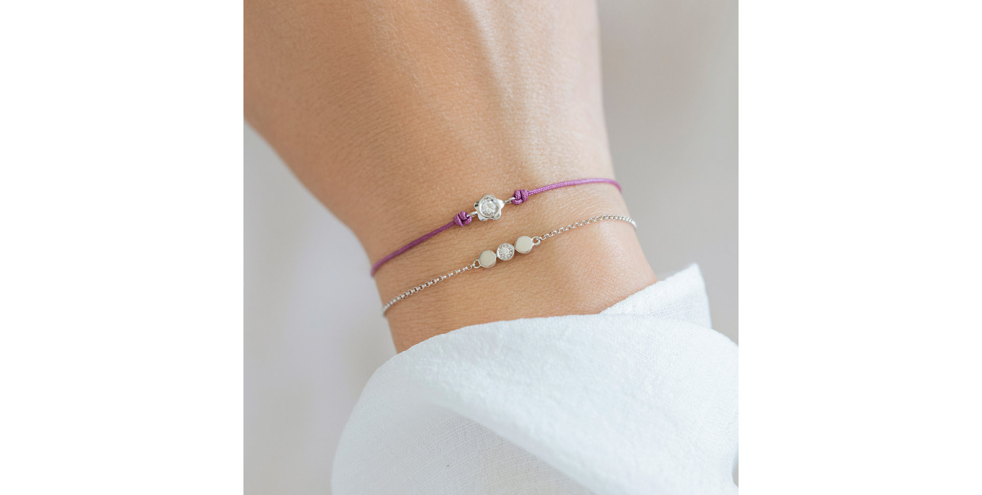 Diamantový náramek se šňůrkou Diamond Blossom