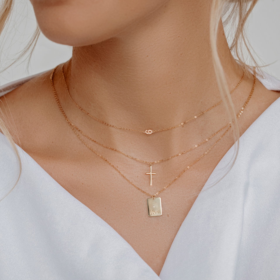 Náhrdelník s diamantem Cross