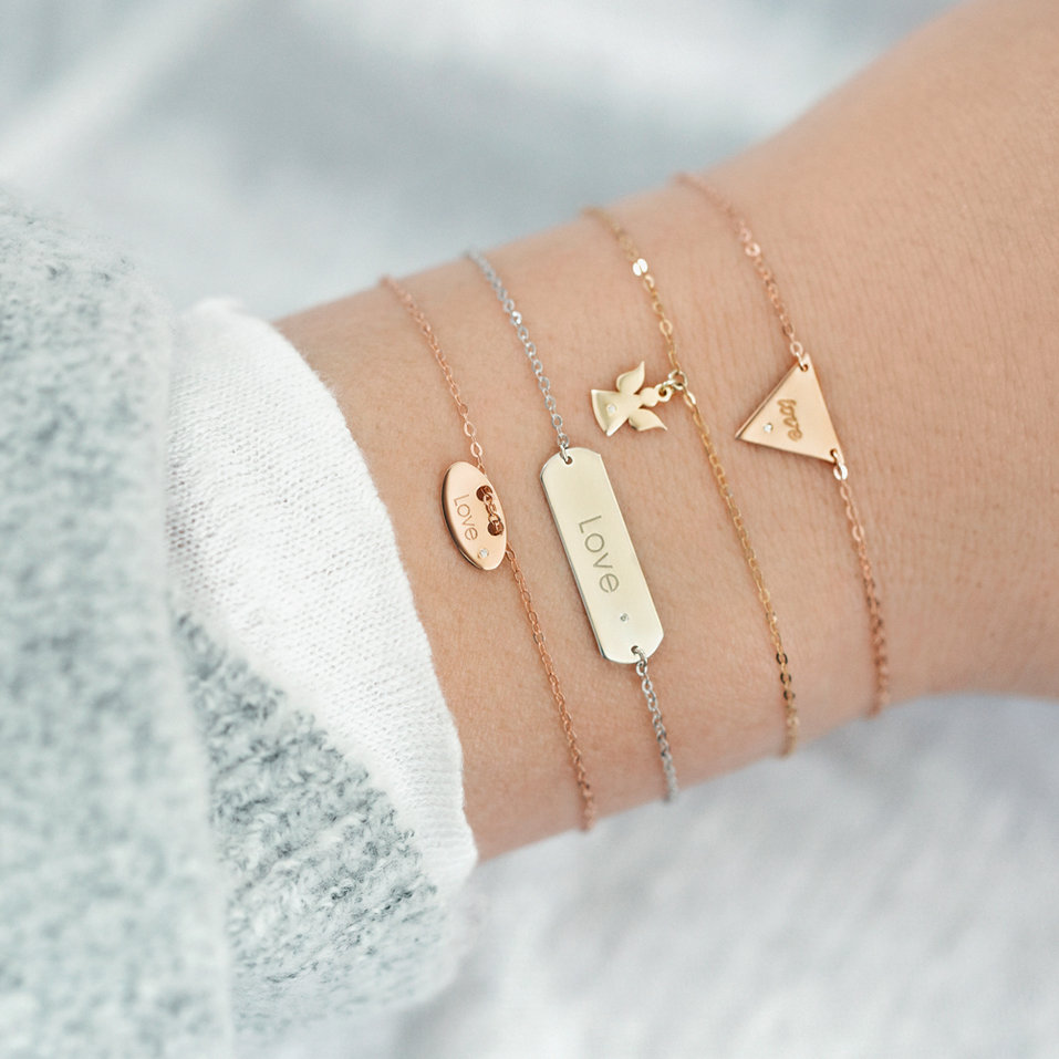 Náramek s diamantem Triangle Love