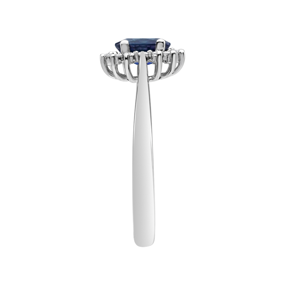 Prsten s diamanty a safírem Princess