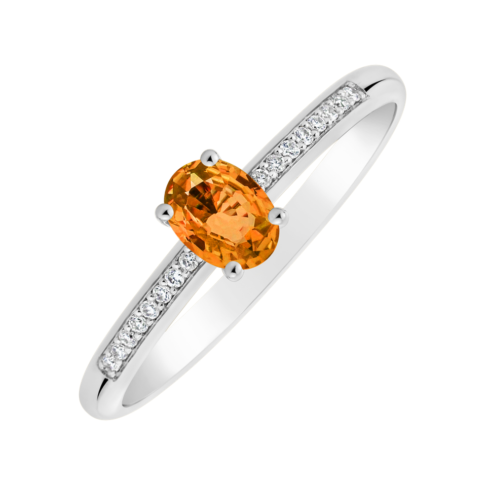 Prsten s diamanty a safírem Princess