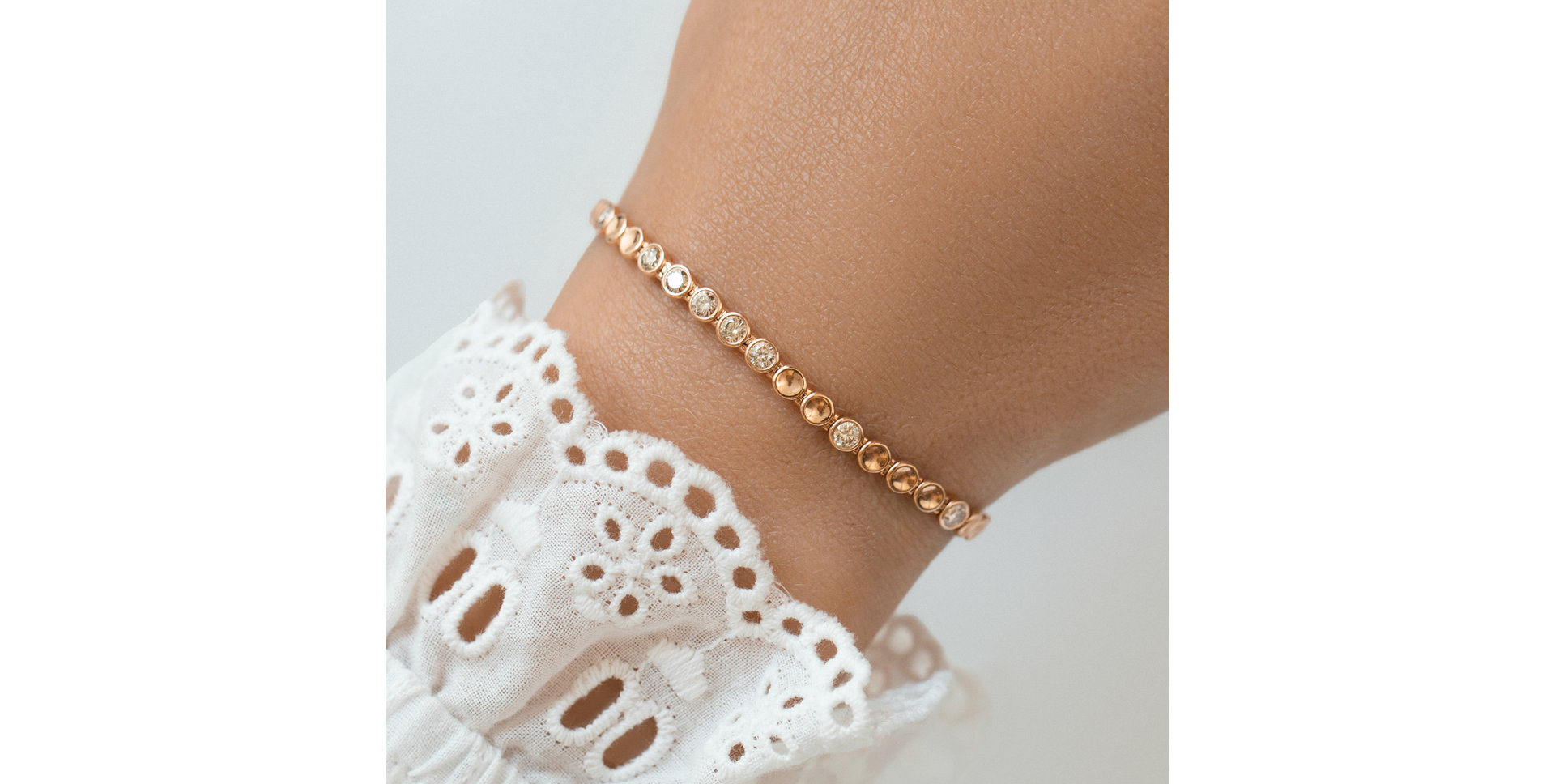 Náramek s hnědými diamanty Essential Brilliance