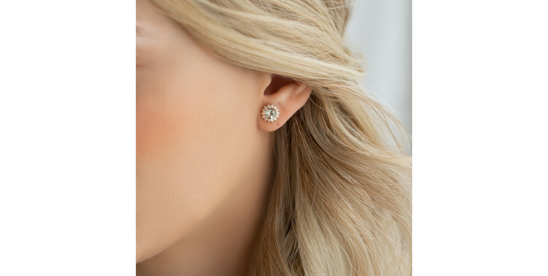 Náušnice s růženínem a diamanty Lilac Flower