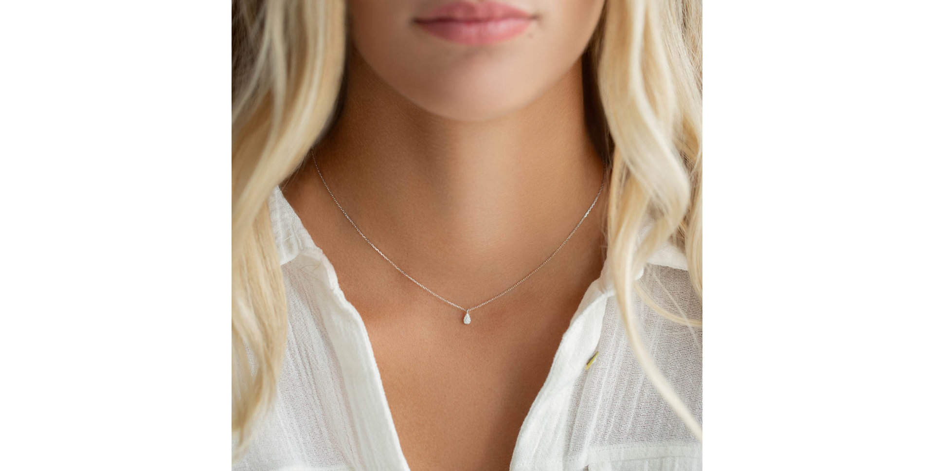 Náhrdelník s diamanty Diamond Tear