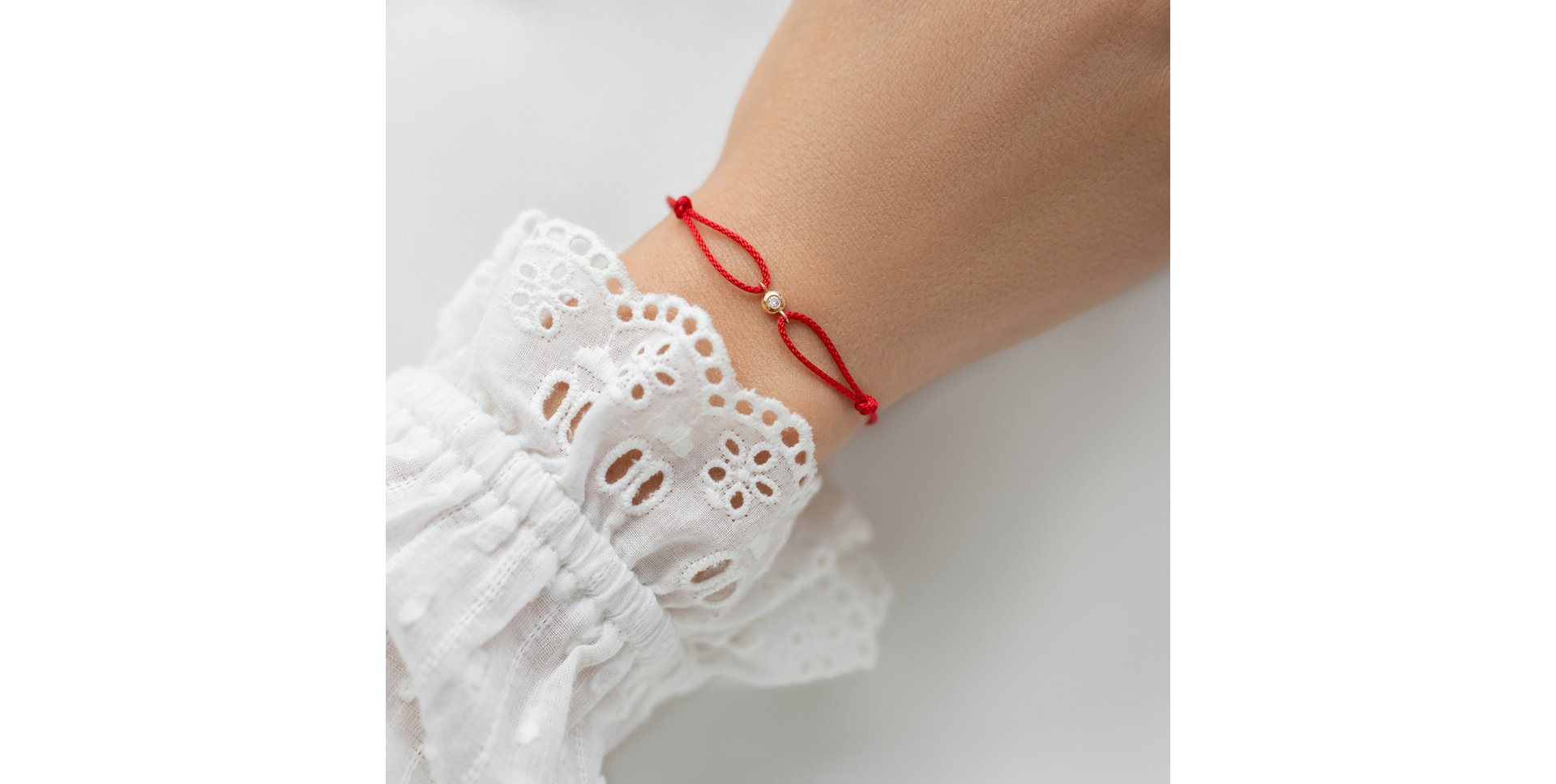 Diamantový náramek se šňůrkou Drop