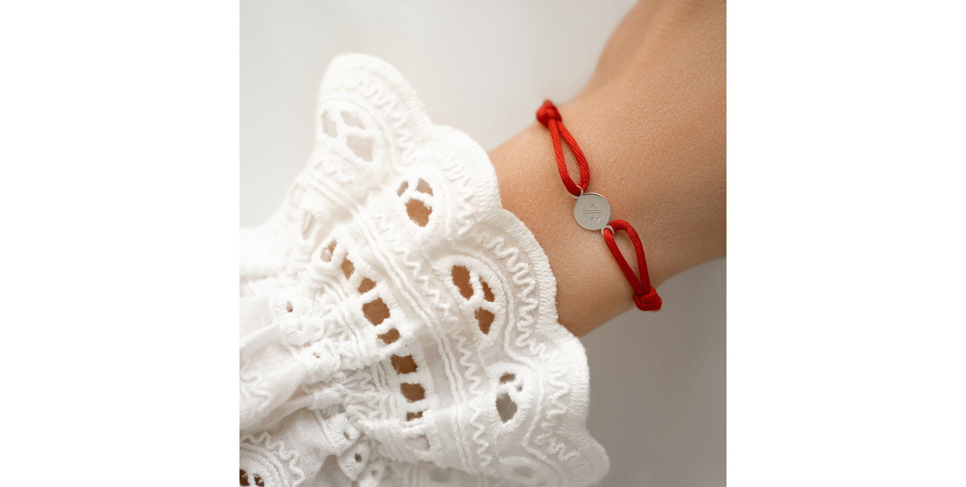 Náramek s diamantem Circle Letter Z