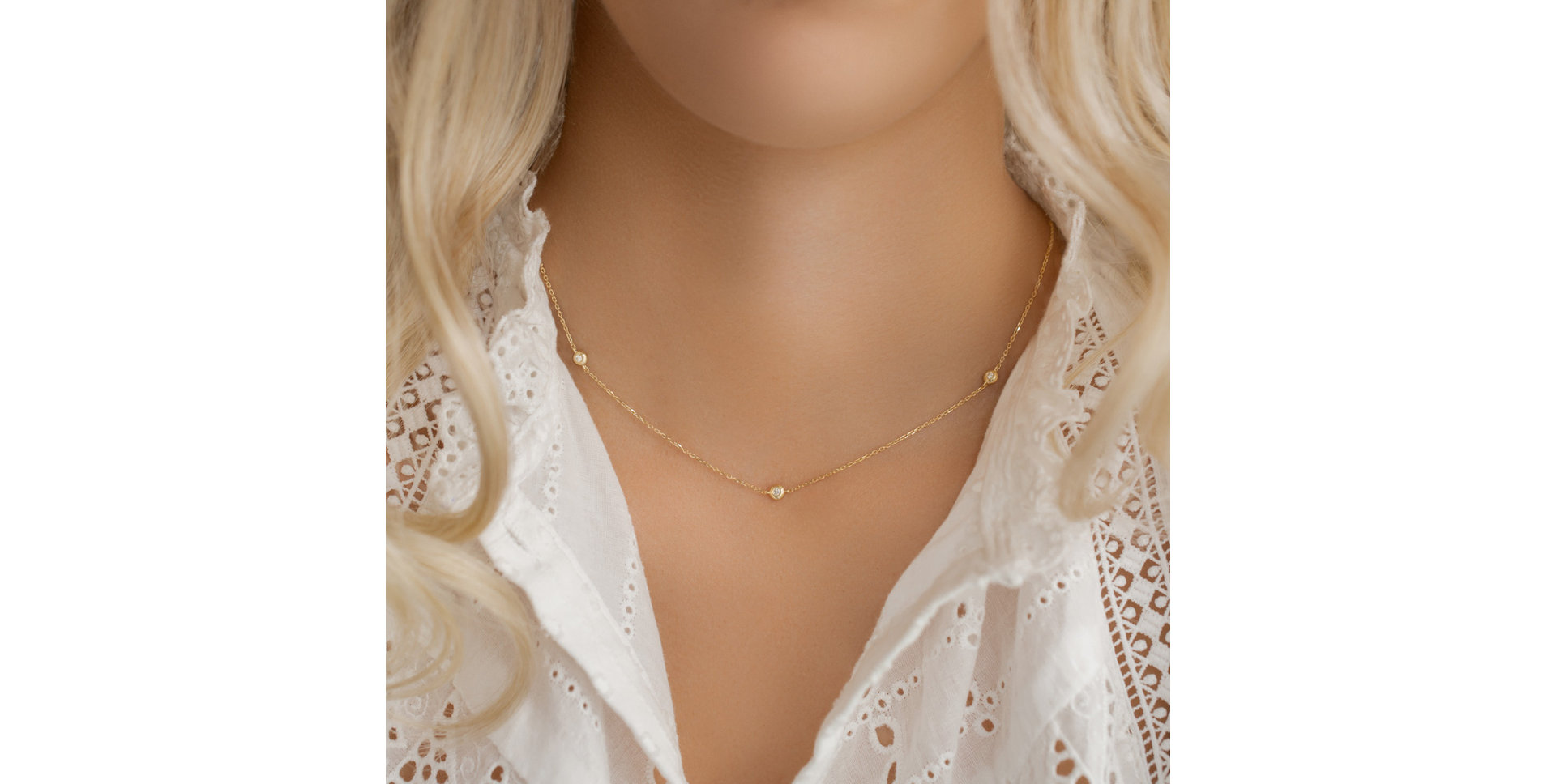 Náhrdelník s diamanty Dots