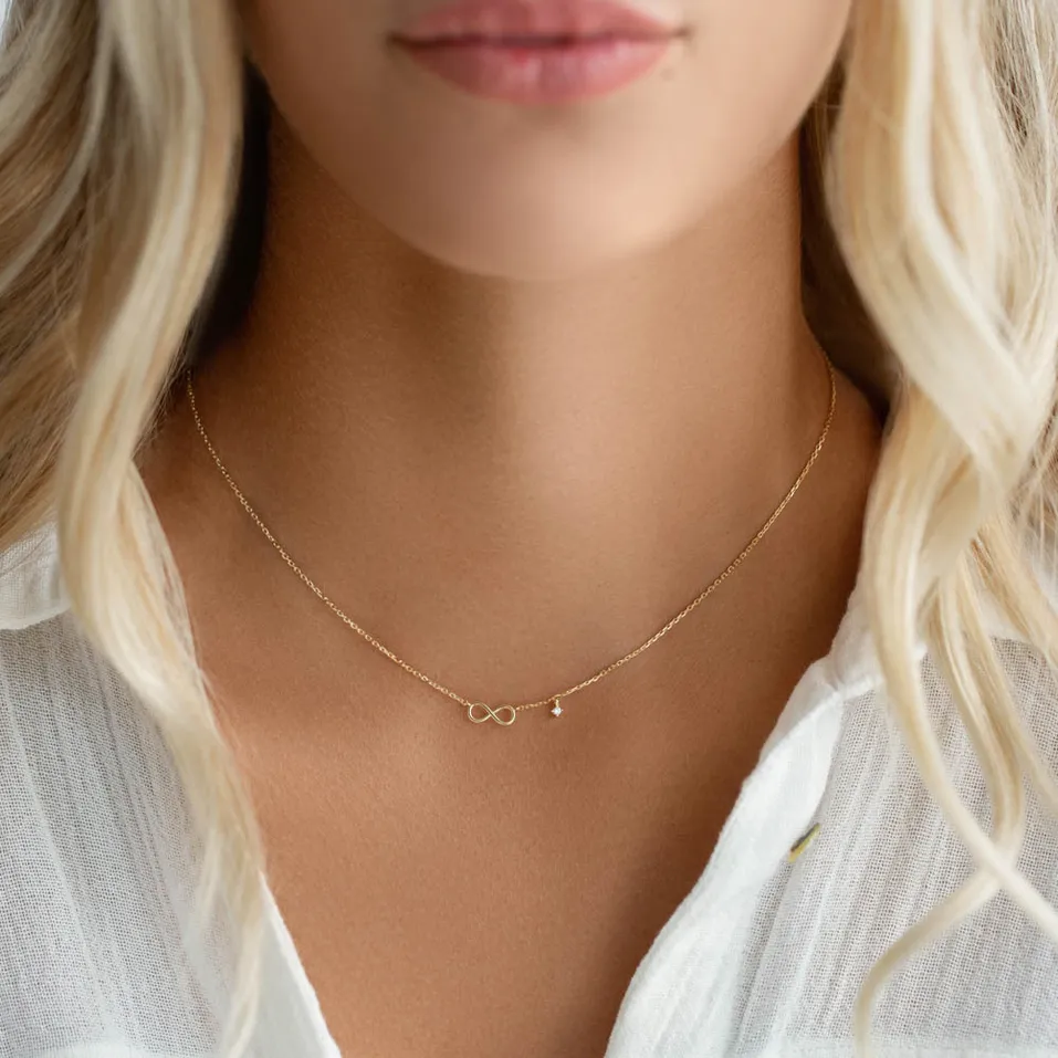 Náhrdelník s diamantem The Endless