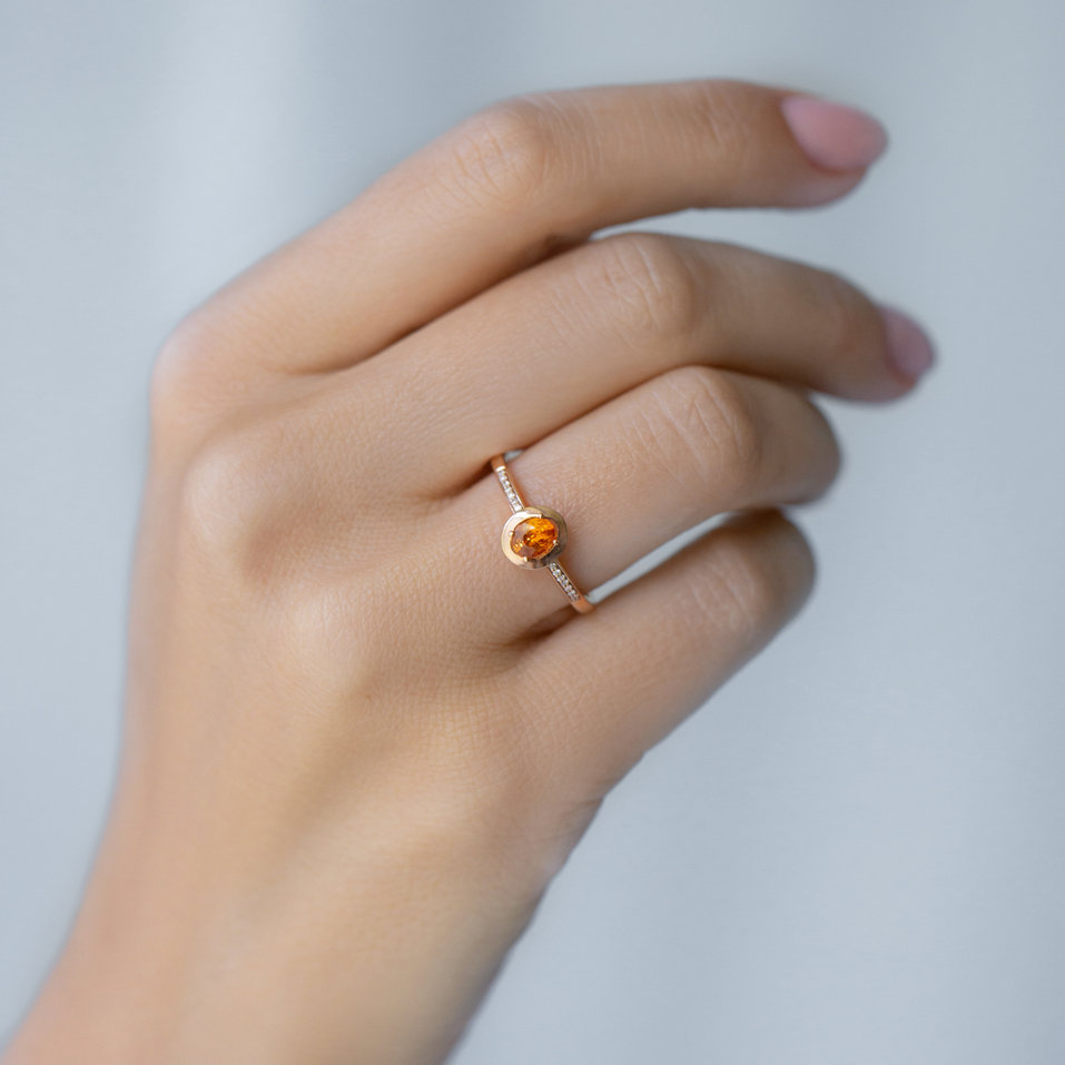 Prsten s diamanty a safírem Sapphire Princess