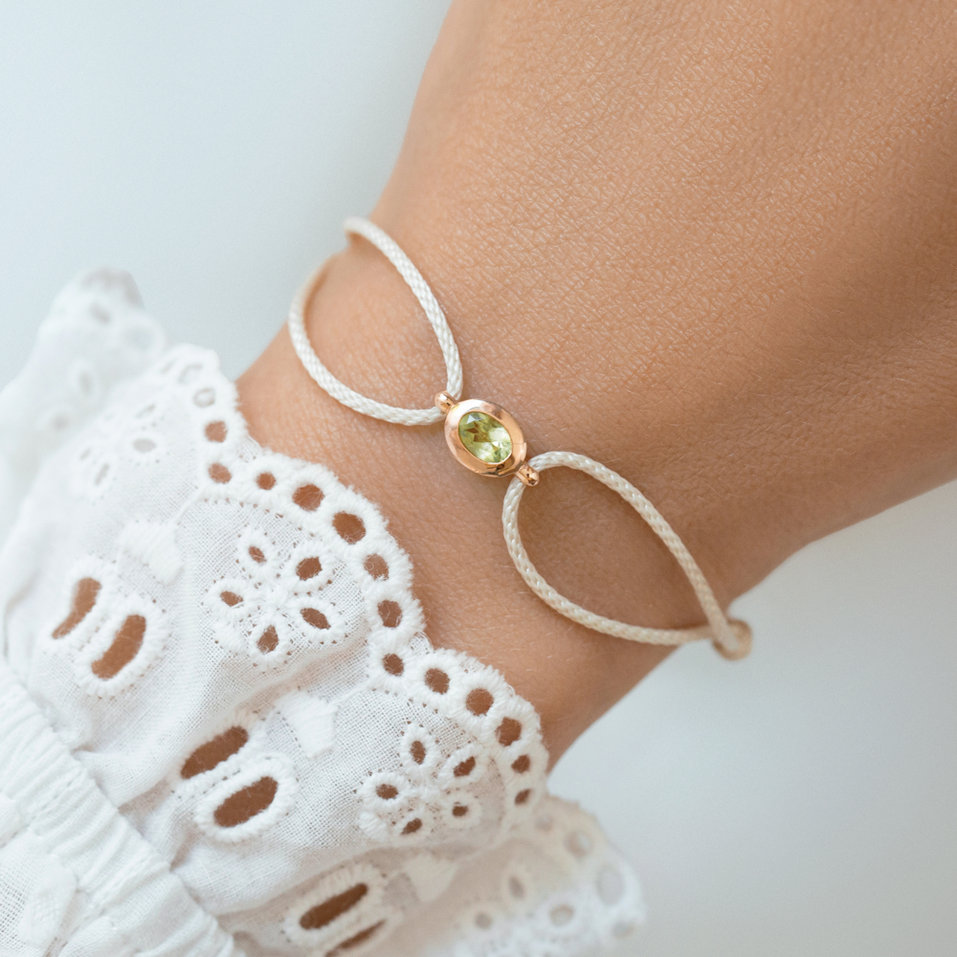 Náramek se šňůrkou a peridotem Third Eye