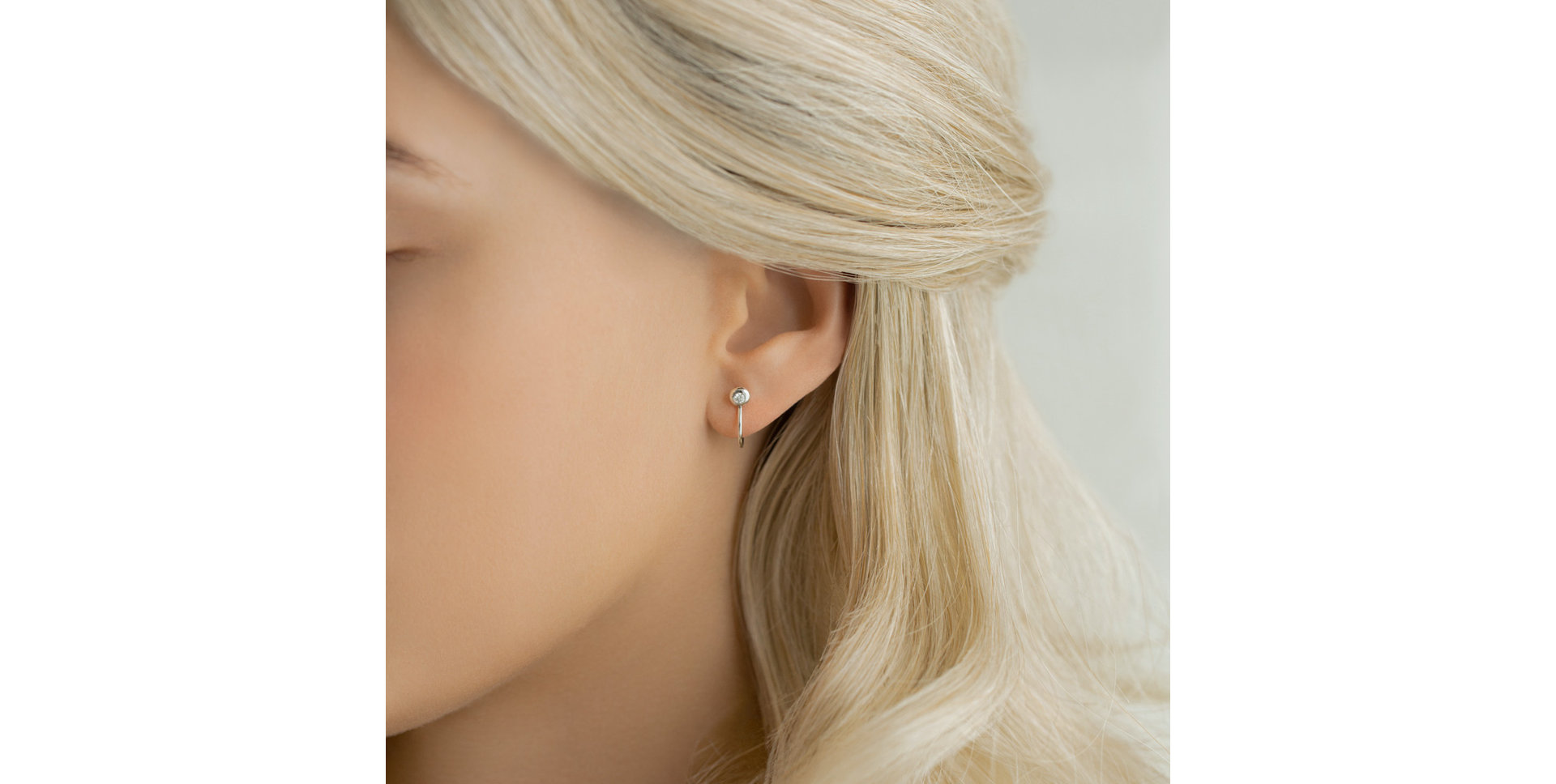 Náušnice s diamantem Dot Dot