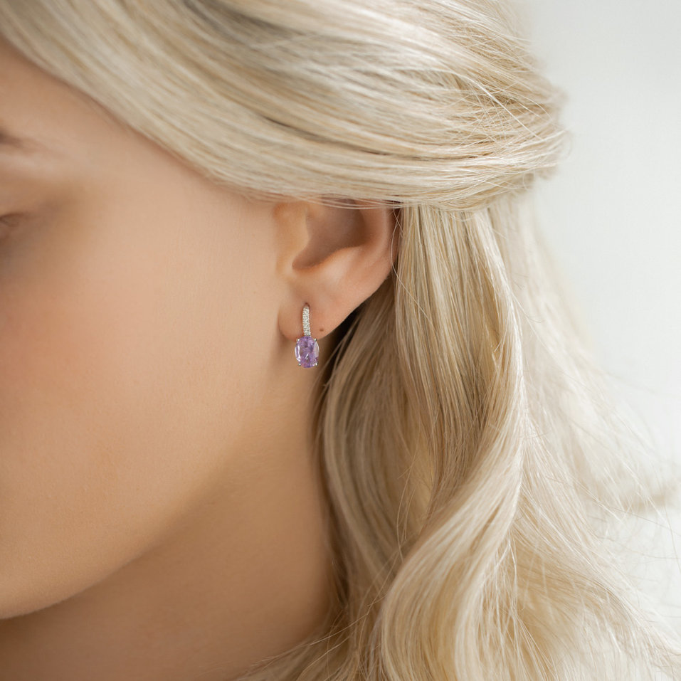 Náušnice s diamantmi a rhodolitem Niké Elegance