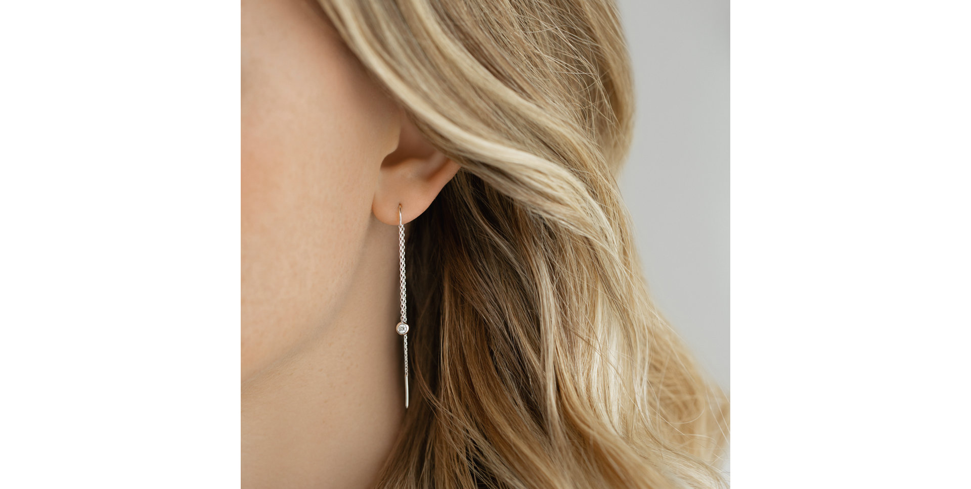 Náušnice s diamantem Dottie