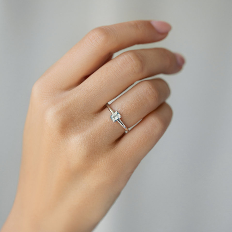 Prsten se smaragdem Winslow