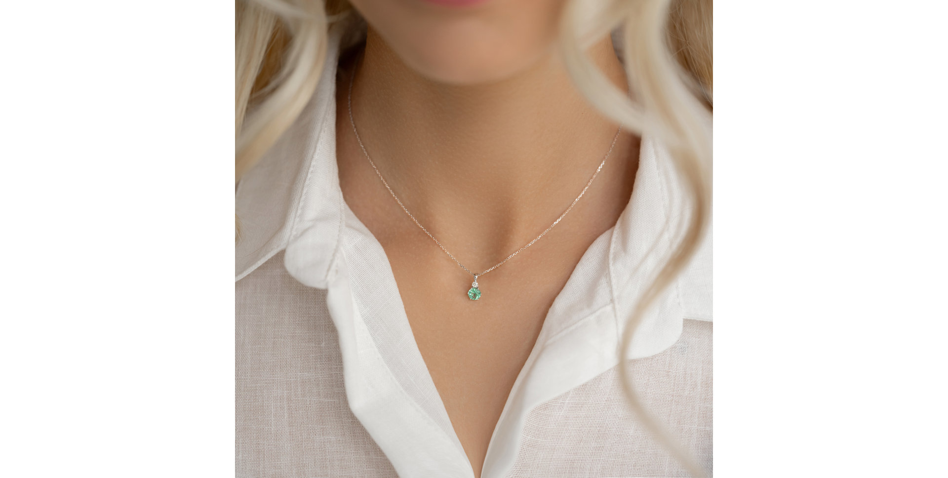 Náhrdelník s diamantem a topazem Midnight Serenity