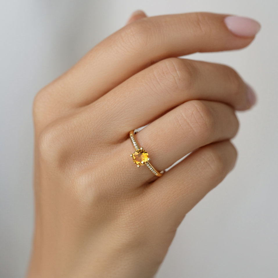 Prsten s diamanty a rhodolitem Satin