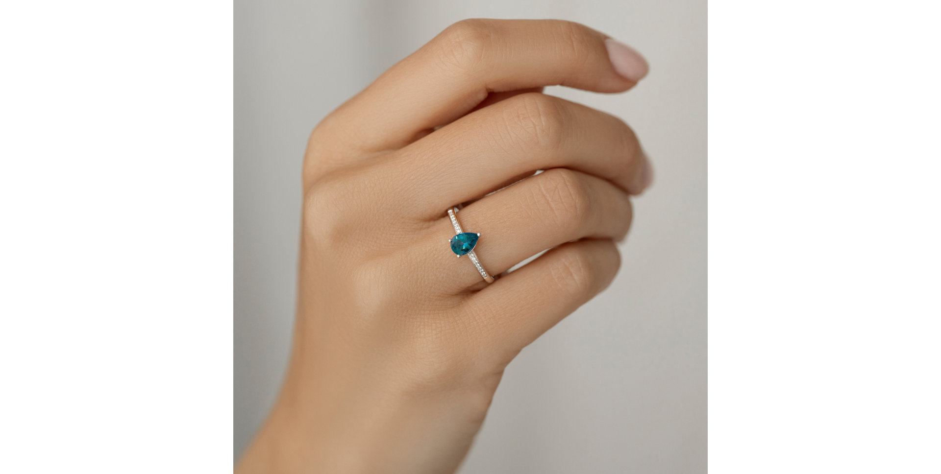 Prsten s diamanty a ametystem Teardrop