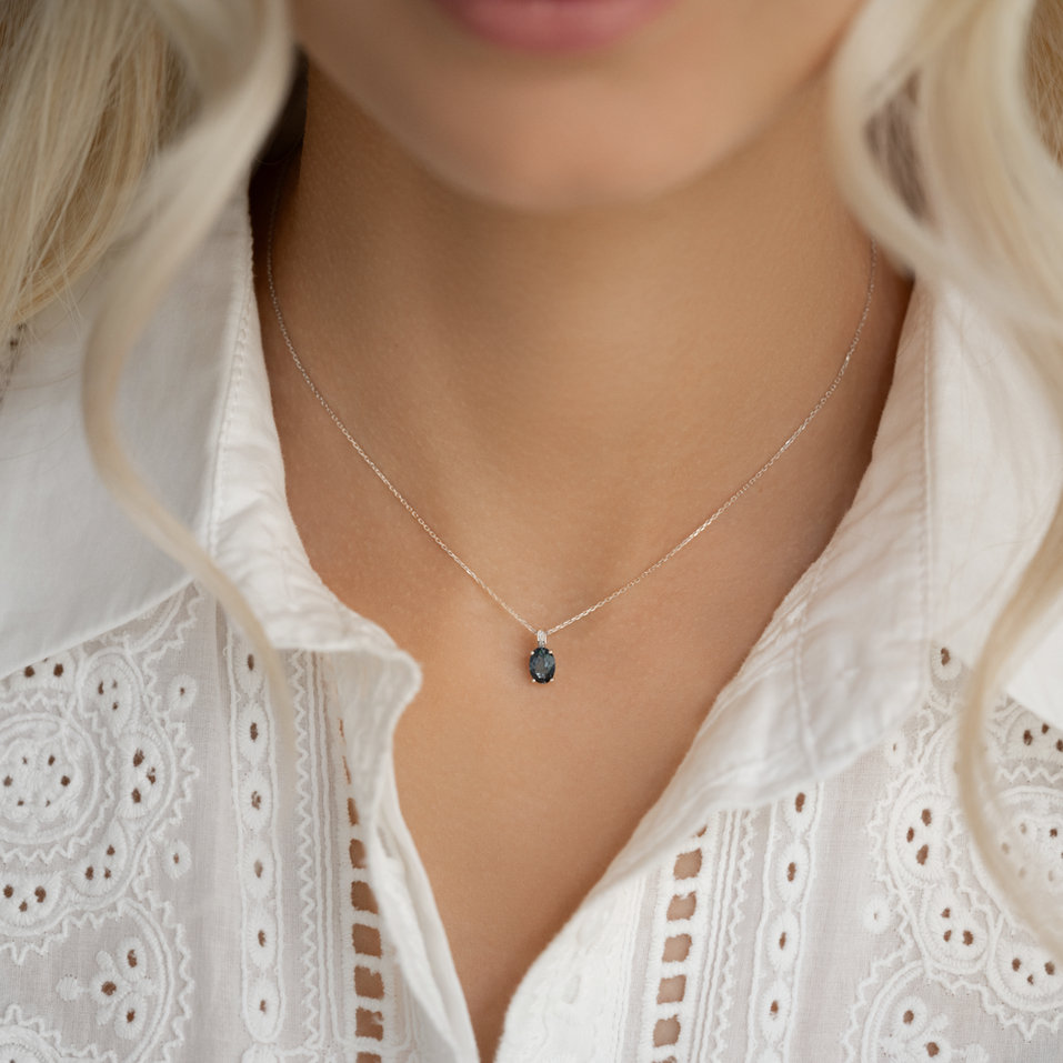 Náhrdelník s diamanty a topazem Lauriene