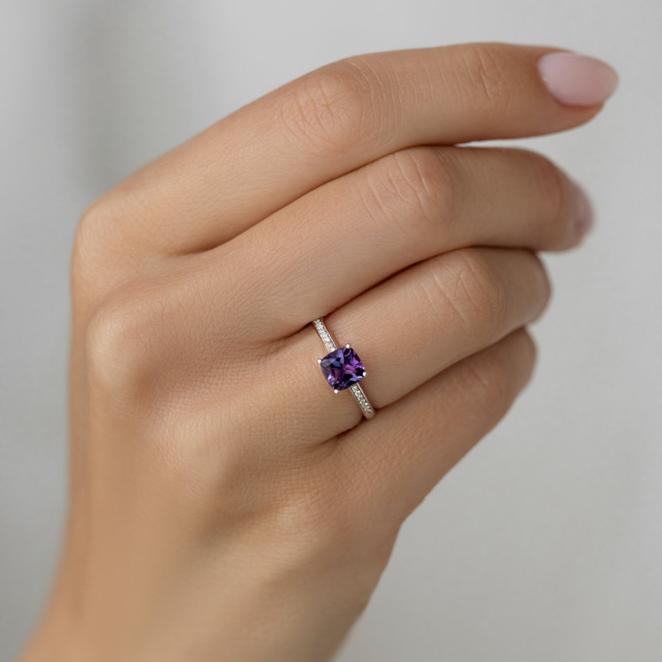 Prsten s diamanty a ametystem Melody Symphony