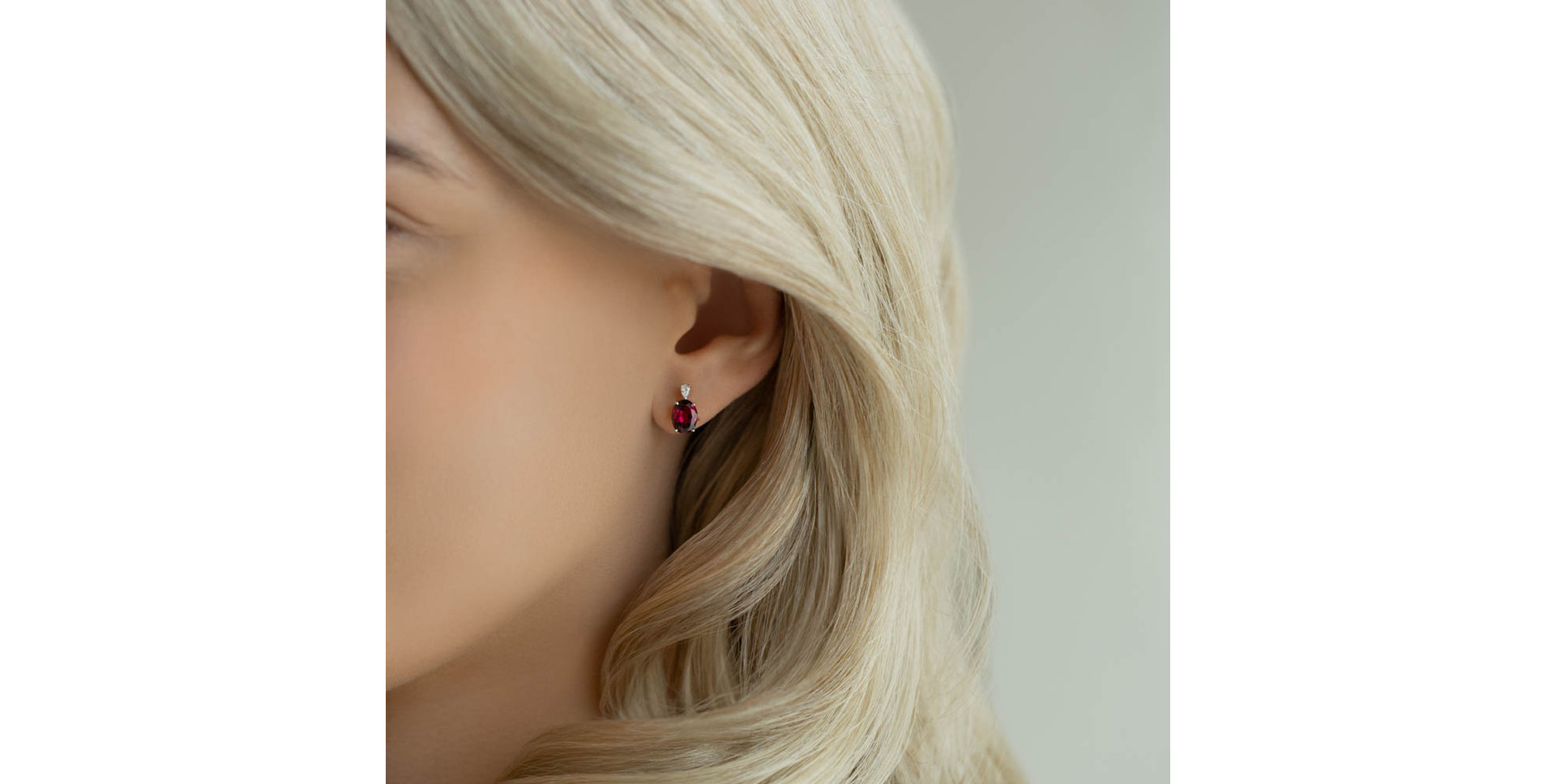Náušnice s diamantem a rhodolitem Annelise