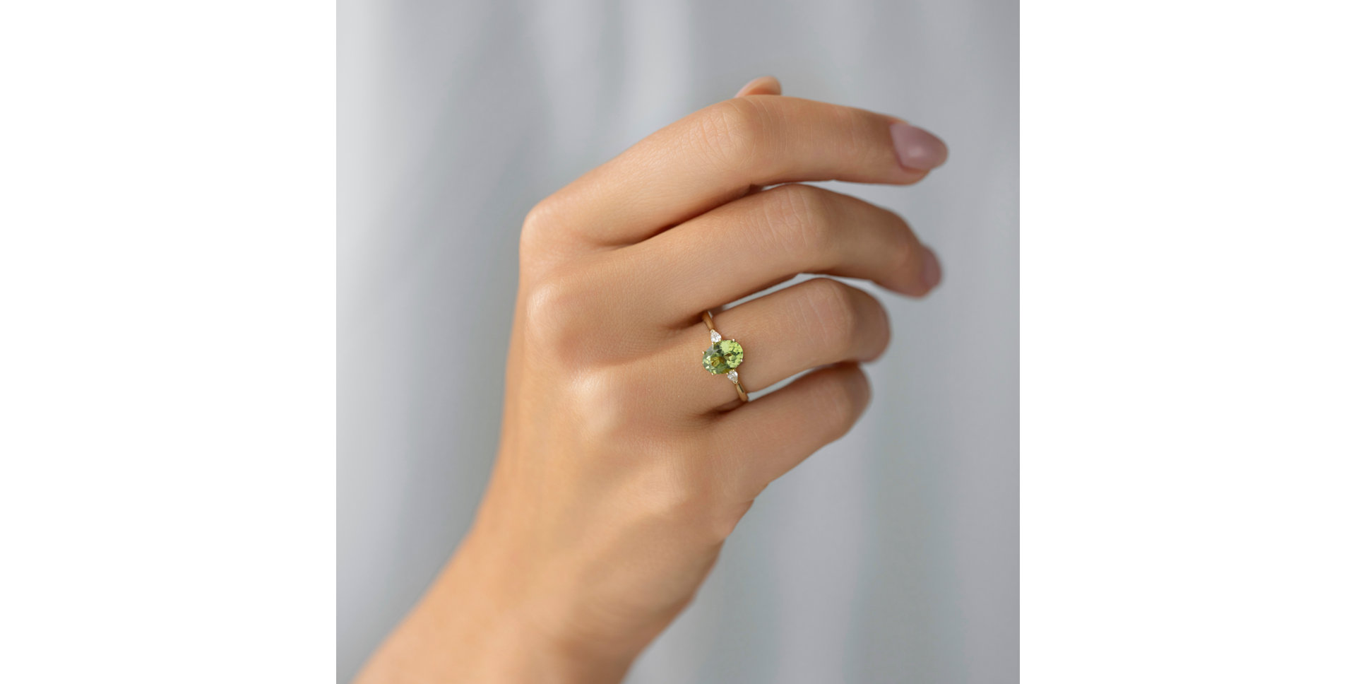Prsten s diamanty a peridotem Annelise