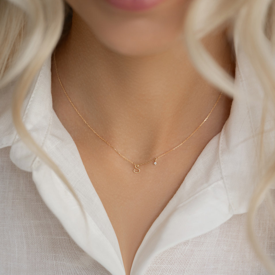 Náhrdelník s diamantem Elegance Letter