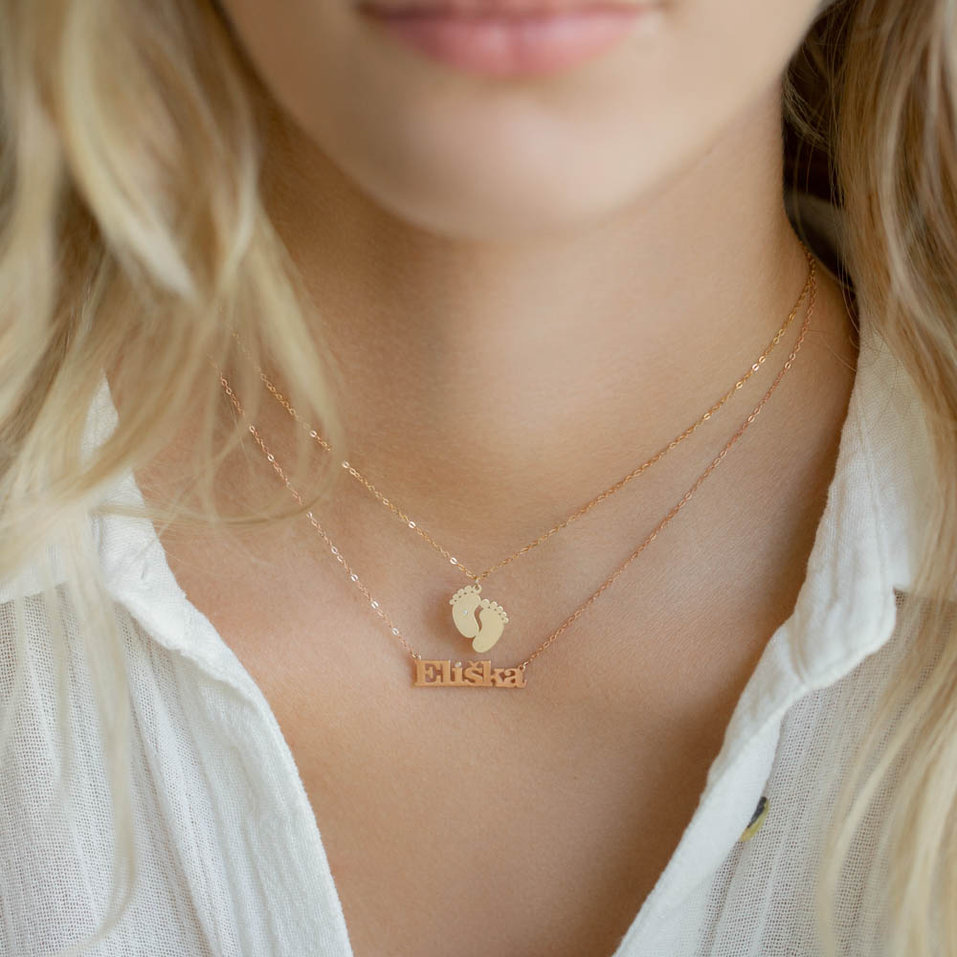 Náhrdelník s diamantem Baby Feet